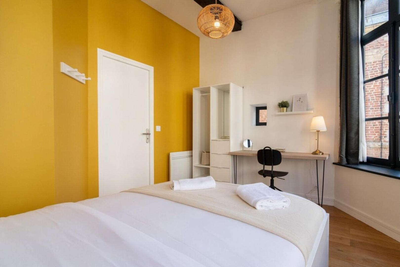 Apartament Unique 3 Bed House In Old Lille! Zewnętrze zdjęcie